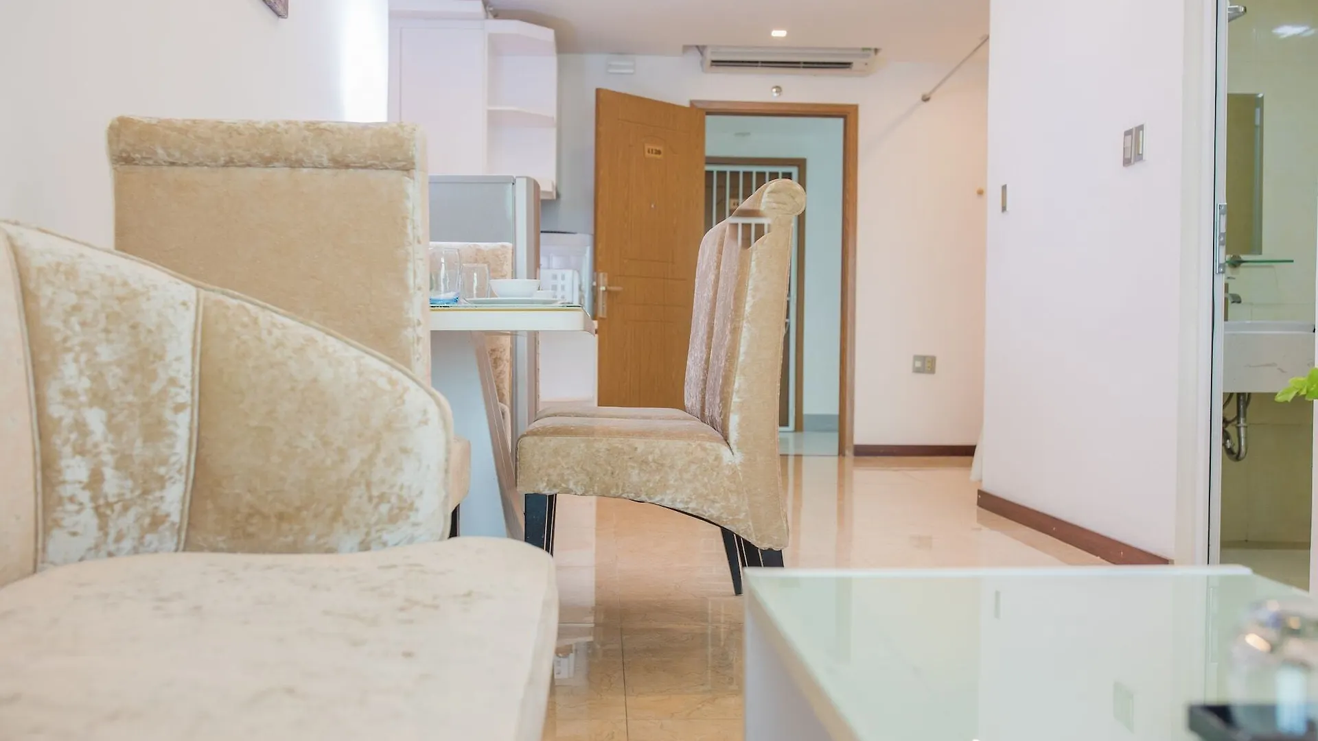 Phantasia Apartments 나트랑