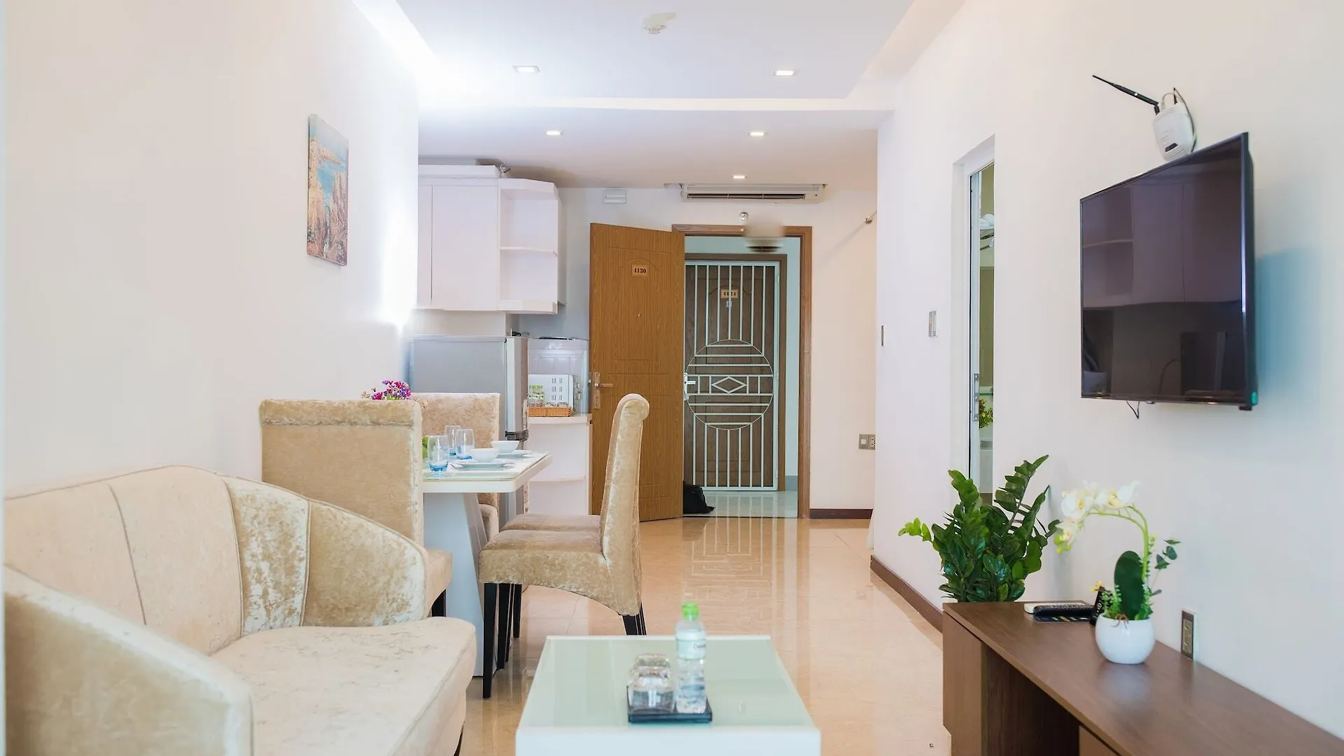 Phantasia Apartments 나트랑